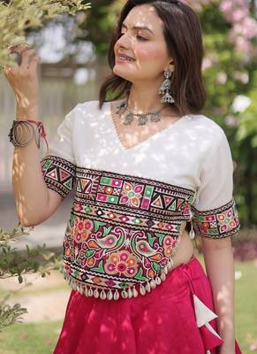 Pink & White Gamthi Embroidered Foil Print Rayon Flared Lehenga Choli Set 4