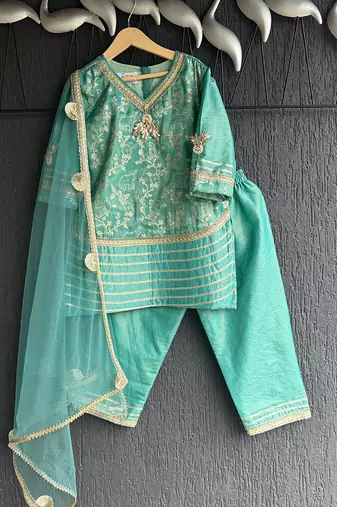Aqua blue embroidered chanderi kurta set