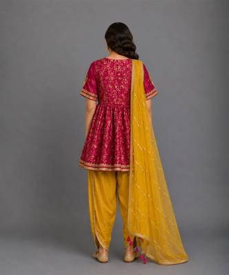 Magenta pink yellow embroidered chanderi kurta set 2