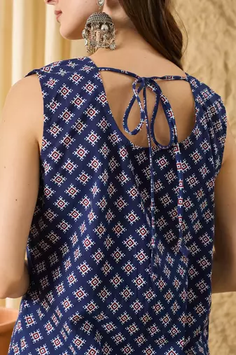 Geometric Printed Square Neck  Cotton Blend Kurti