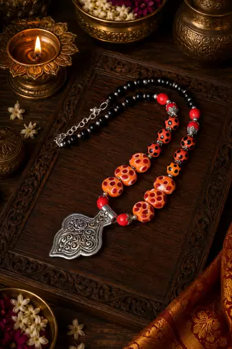 Designer two tone beaded pendant necklace