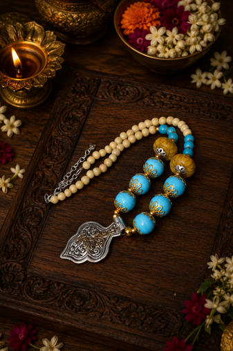 Heritage craft two tone pendant necklace