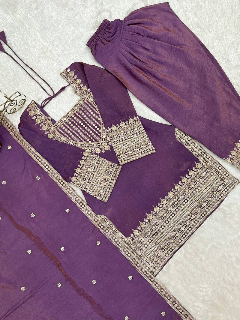 Lavender embroidered kurti set with farshi pant and dupatta
