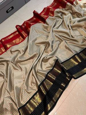 Ivory aura banarasi cotton silk blend saree with jacquard border 2