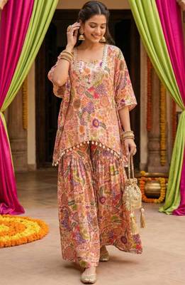 White kitschy print crop top and sharara set 2