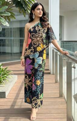 Black floral one-shoulder co-ord set 1