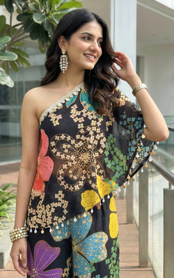 Black floral one-shoulder co-ord set 4