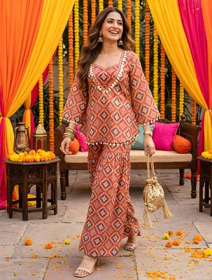 Brick red geometric print kurti crop-top sharara set 1