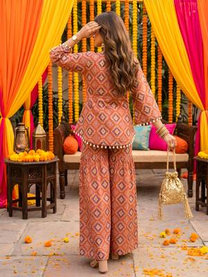 Brick red geometric print kurti crop-top sharara set 5