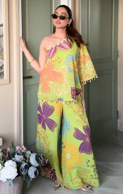 Parrot green floral one-shoulder co-ord set 1