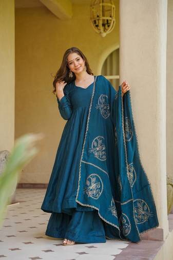 Teal embroidery work Silk Blend Salwar Suit