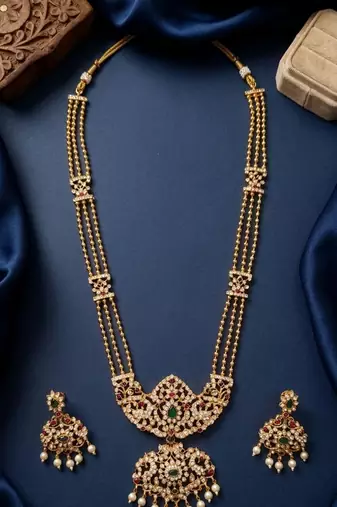 Gold plated kundan necklace set with green gems & pearls | traditional bollywood bridal wedding jewelry
