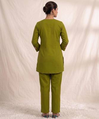 Green rayon cord set in green color 5