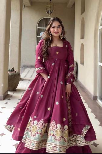 Rani Pink Embroidery Work Silk Blend Salwar Suit