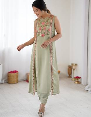 elegant pista green georgette embroidered straight kurta with coordinated tapered pants set 4