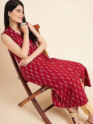 Women floral printed sleeveless cotton a-line kurta 4