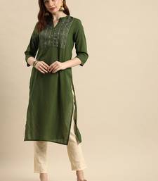 women olive green geometric yoke design pure cotton kurta