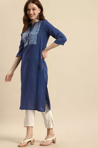 women blue geometric yoke design cotton kurta