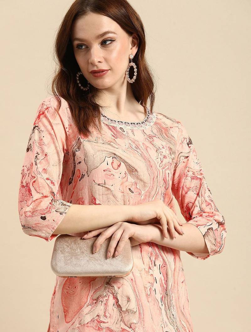 women peach-coloured & red printed cotton kurta