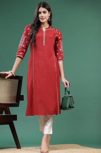 Women ethnic motifs embroidered cotton straight kurta