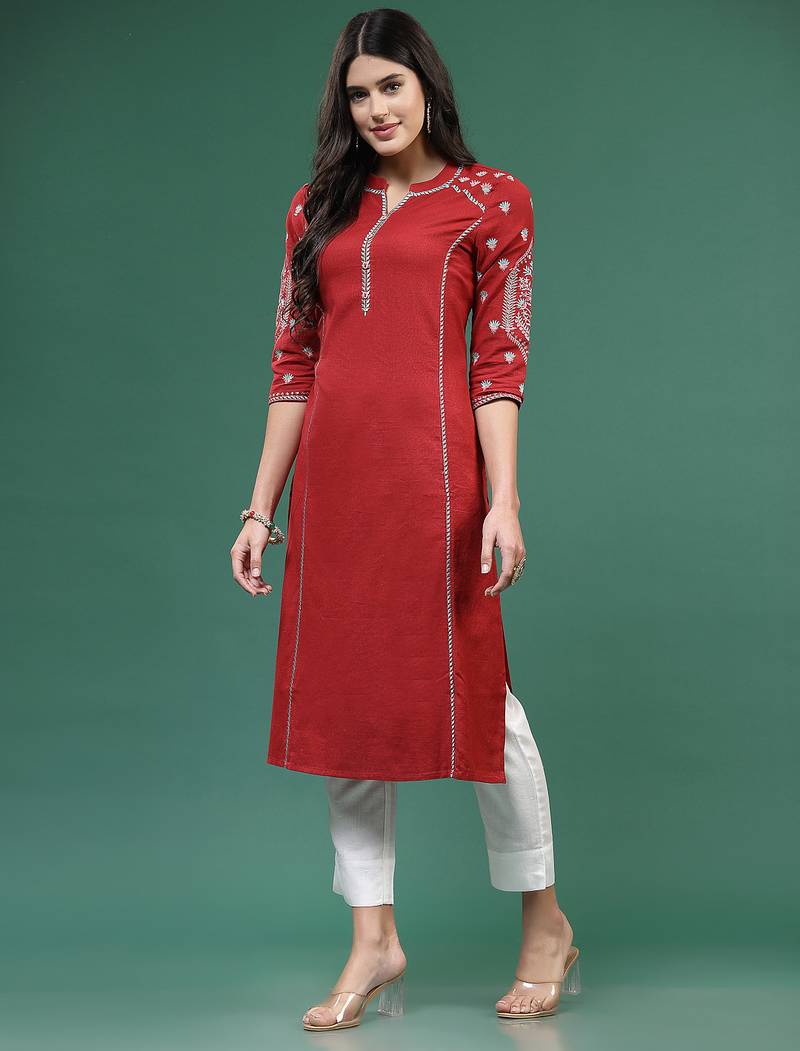 Women ethnic motifs embroidered cotton straight kurta