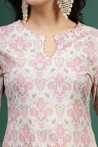 Women floral printed cotton notch neck straight kurta