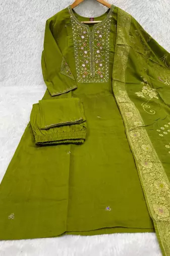 Green viscose mango silk kurti pant set with jacquard dupatta