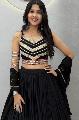 NAVRATRI BLACK COTTON GAMTHI & MIRROR LACE WORK LEHENGA SET