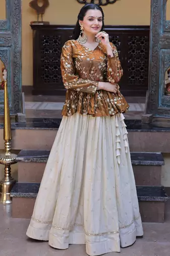 NAVRATRI WHITE-GOLD COSMOS EMBROIDERED ED LEHENGA & BLOUSE