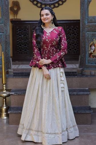 NAVRATRI WHITE-MAGENTA COSMOS EMBROIDERED ED LEHENGA & BLOUSE