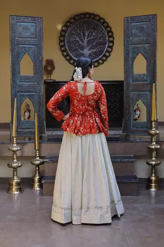 NAVRATRI WHITE-FENTA COSMOS EMBROIDERED ED LEHENGA & BLOUSE