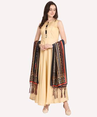 Digital print assam silk dupatta for women and girls to wear on gown chaniya choli kurti etc 2