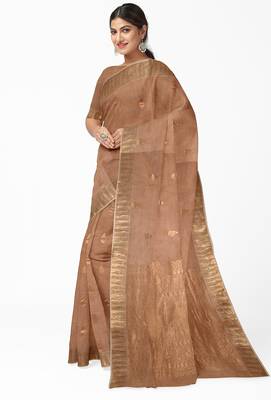 Elegant beige cotton blend saree with gold zari border and butti design 2