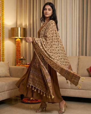 Block ethnic motif print  chinon silk dupatta 1
