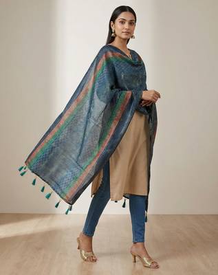 Jequared silk stall printed ethnic wear dupatta 2