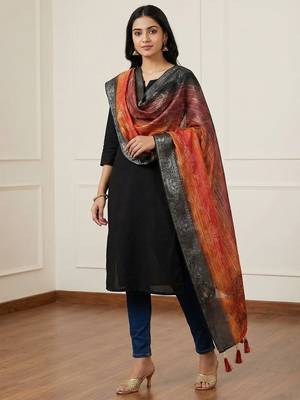 Jequared silk stall printed ethnic wear dupatta 3