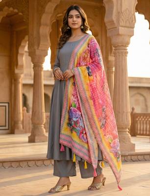 Digital print lilen blend zari dupatta for women and girls to wear on gown chaniya choli kurti etc 1