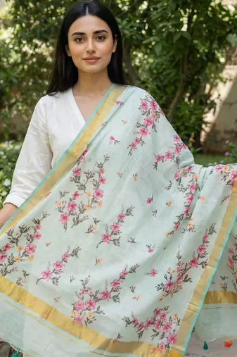 Digital print lilen blend zari dupatta for women and girls to wear on gown chaniya choli kurti etc