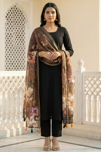 Digital print lilen blend zari dupatta for women and girls to wear on gown chaniya choli kurti etc