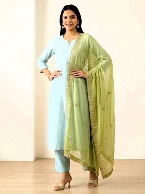 Parrot green solid colour orgenza silk fabric thred embrodery dupatta 1