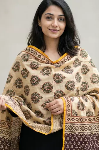 Printed raw cotton silk multi thred lace work stall dupatta