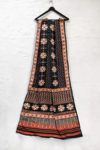 Printed raw cotton silk multi thred lace work stall dupatta