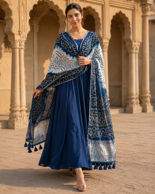 Pure gajji silk bandhani digital print dupatta with lagdi patta pallu with handwork (wedding special) 2