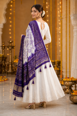Pure gajji silk bandhani digital print dupatta with lagdi patta pallu with handwork (wedding special) 4