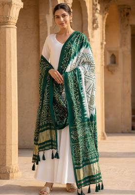 Pure gajji silk bandhani digital print dupatta with lagdi patta pallu with handwork (wedding special) 1