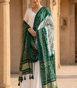 Pure gajji silk bandhani digital print dupatta with lagdi patta pallu with handwork (wedding special)