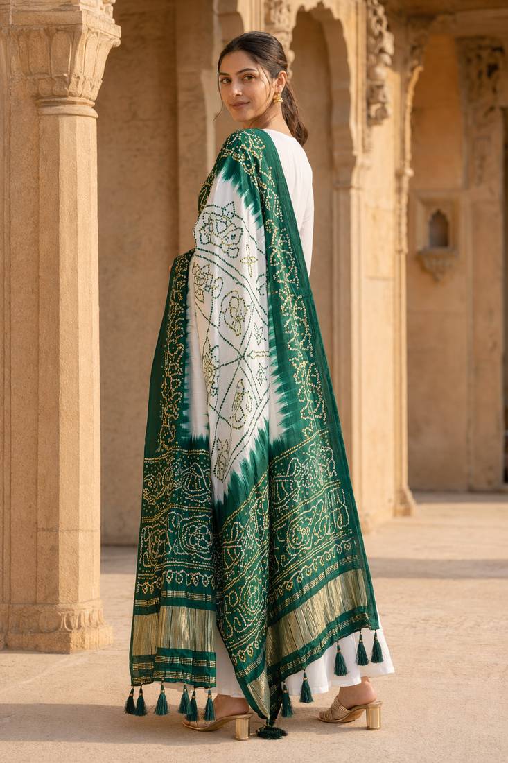 Pure gajji silk bandhani digital print dupatta with lagdi patta pallu with handwork (wedding special)