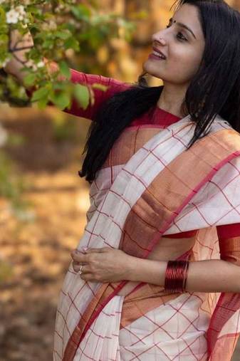 white-red color checks linen cotton blend digital printed sarees