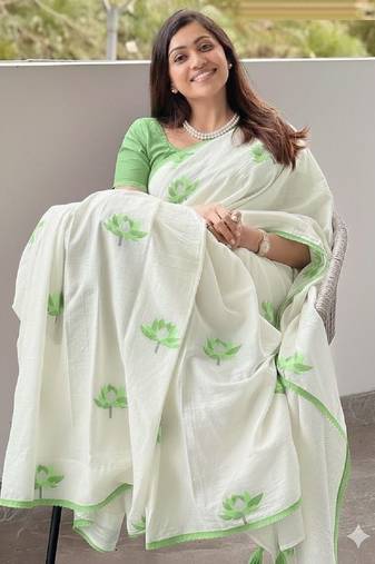 white green color linen cotton blend digital printed fancy lace border sarees