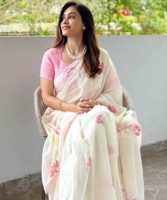 white pink color linen cotton blend digital printed fancy lace border sarees 2